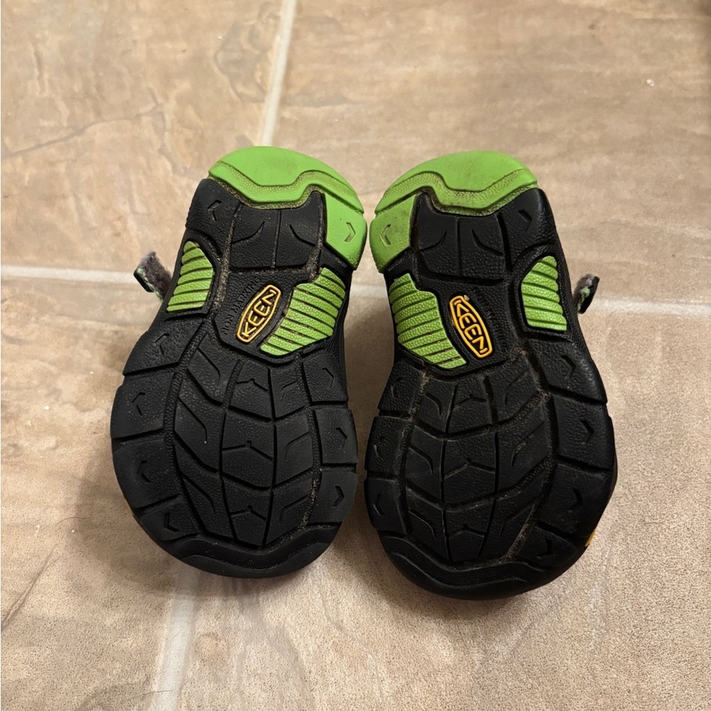 Keen Baby Sz 4 Newport H2 Sport Sandals. ExcltUC! Velcro intact! 15%offw2+bndle - Picture 3 of 9